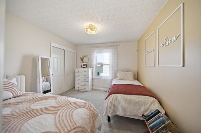 2054 Stargrass Avenue, Grove City, OH 43123