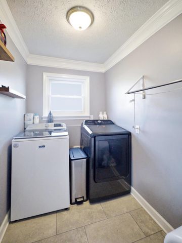 2054 Stargrass Avenue, Grove City, OH 43123