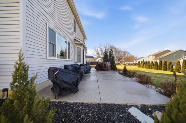 2054 Stargrass Avenue, Grove City, OH 43123