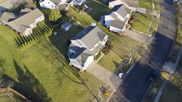 2054 Stargrass Avenue, Grove City, OH 43123