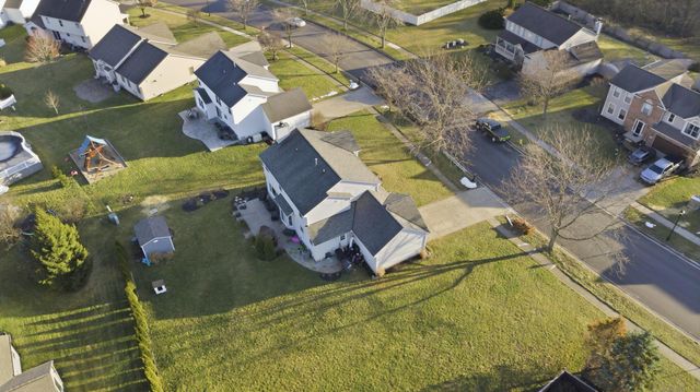 2054 Stargrass Avenue, Grove City, OH 43123