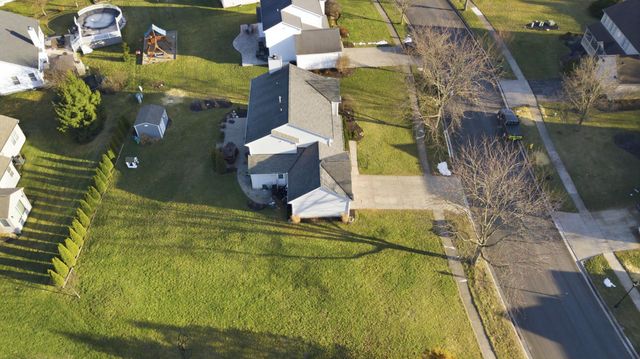 2054 Stargrass Avenue, Grove City, OH 43123