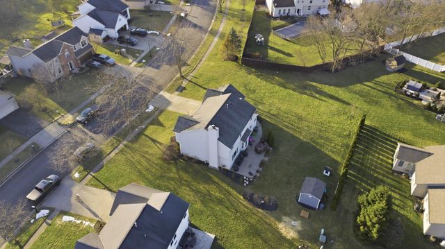 2054 Stargrass Avenue, Grove City, OH 43123