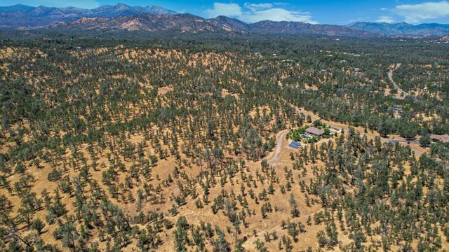 Lot 9 Canto De Las Lupine Drive, Redding, CA 96001