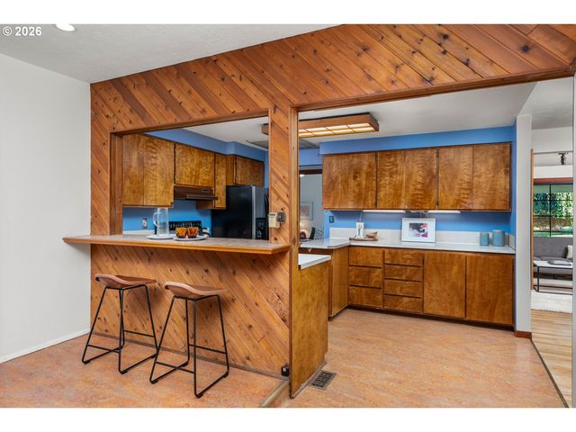 6675 Sw IMPERIAL Dr, Beaverton, OR 97008