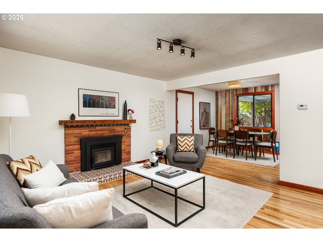 6675 Sw IMPERIAL Dr, Beaverton, OR 97008