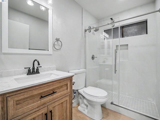 39450 Albany Cmn X, Fremont, CA 94538
