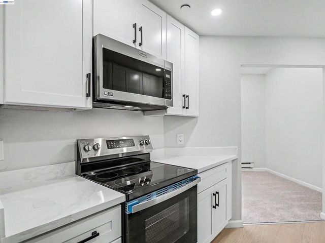 39450 Albany Cmn X, Fremont, CA 94538