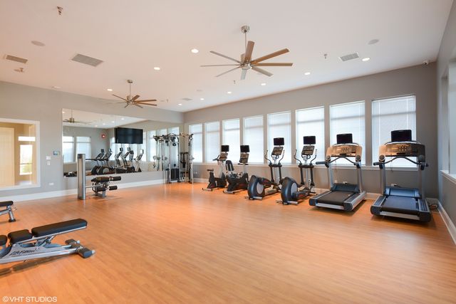 9501 140th Court 302, Orland Park, IL 60462