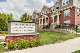 9501 140th Court 302, Orland Park, IL 60462