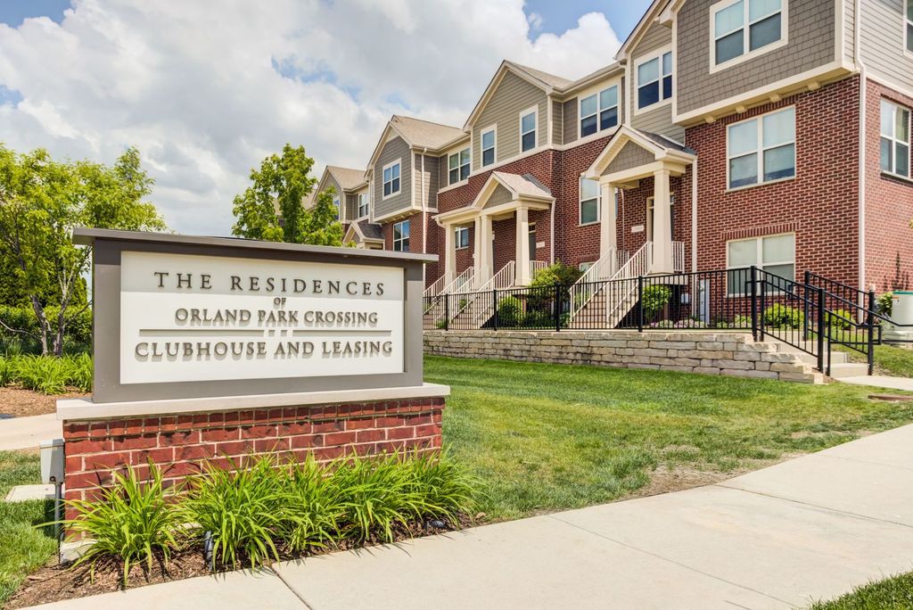 9501 140th Court 302, Orland Park, IL 60462