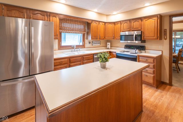 7928 Santolina Drive, Indianapolis, IN 46237