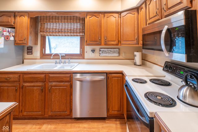 7928 Santolina Drive, Indianapolis, IN 46237