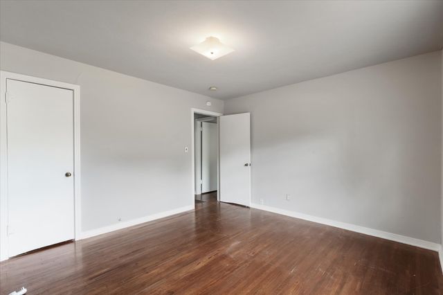 5217 Deavers Lane, Fort Worth, TX 76114