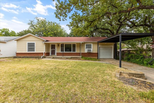 5217 Deavers Lane, Fort Worth, TX 76114