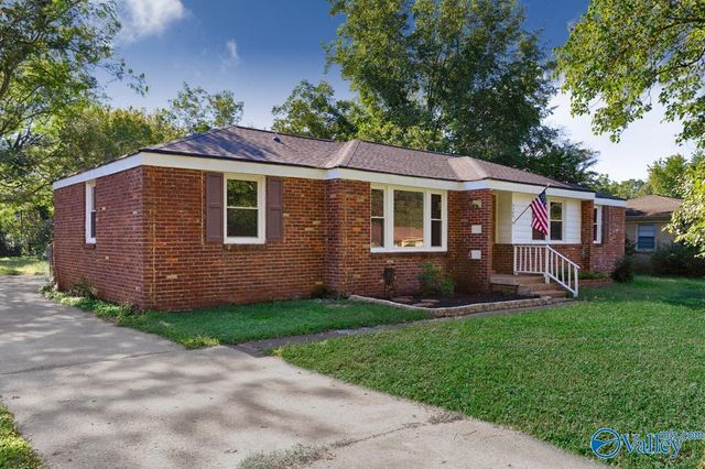 4304 Lakeview Drive, Huntsville, AL 35810