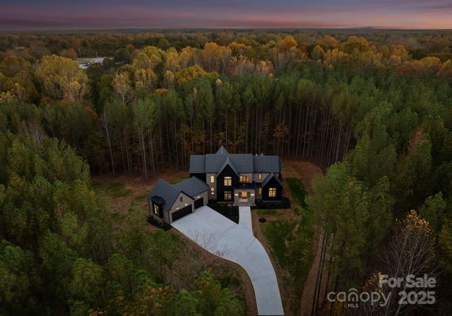 2572 Norton Avenue, Denver, NC 28037