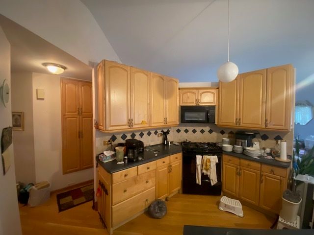 761 Laguna Road, Crystal Lake, IL 60014