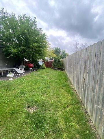 761 Laguna Road, Crystal Lake, IL 60014
