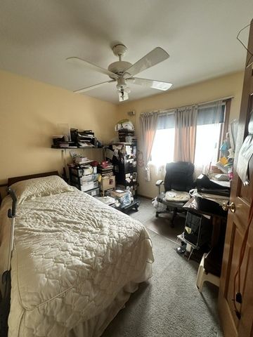 761 Laguna Road, Crystal Lake, IL 60014