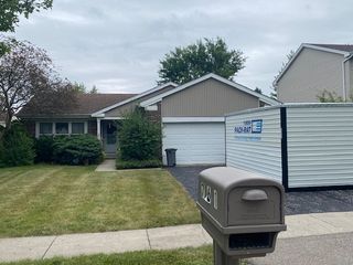 761 Laguna Road, Crystal Lake, IL 60014