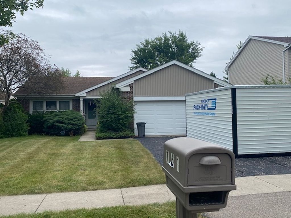 761 Laguna Road, Crystal Lake, IL 60014