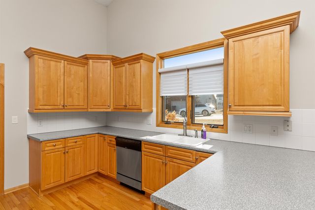 3500 152nd Street, Urbandale, IA 50323