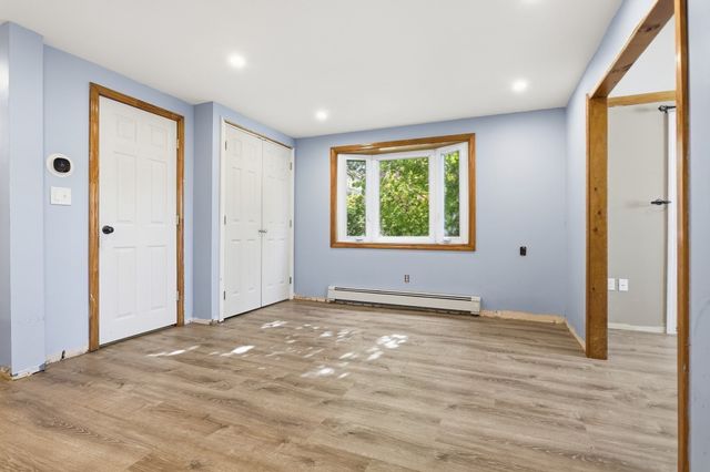 141 Long Pond Dr, Dracut, MA 01826