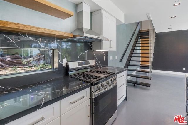1021 Teakwood Drive, Lake Arrowhead, CA 92352
