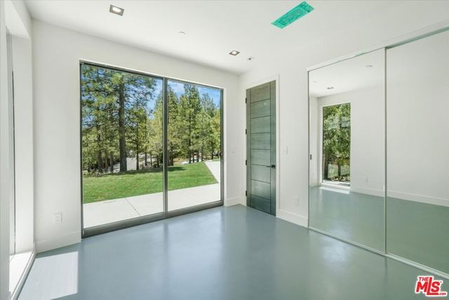 1021 Teakwood Drive, Lake Arrowhead, CA 92352