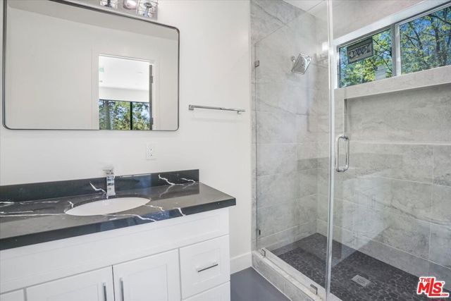 1021 Teakwood Drive, Lake Arrowhead, CA 92352