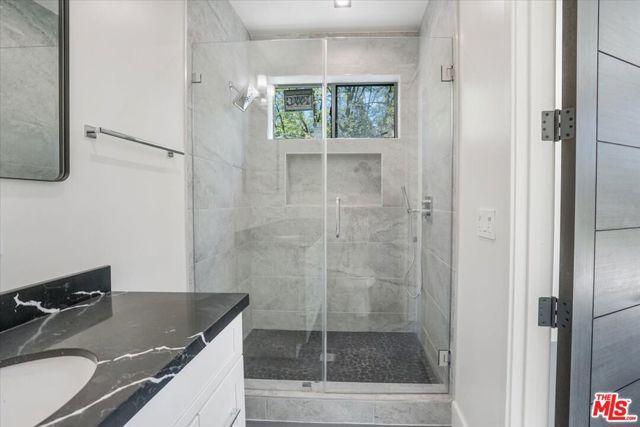 1021 Teakwood Drive, Lake Arrowhead, CA 92352