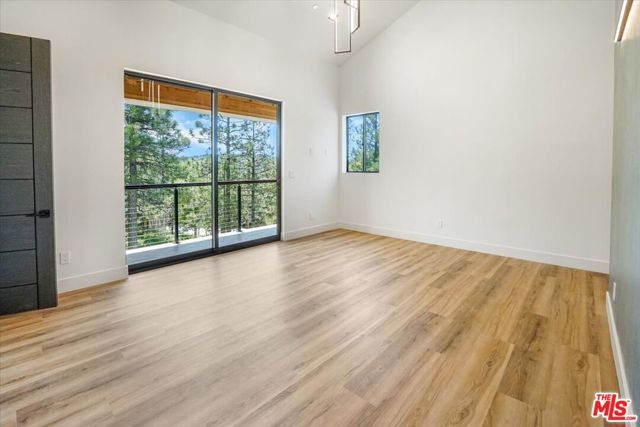 1021 Teakwood Drive, Lake Arrowhead, CA 92352