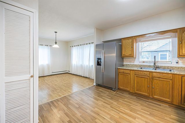 904 POTOMAC Avenue, Erie, PA 16505