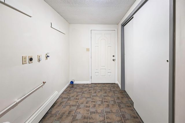 904 POTOMAC Avenue, Erie, PA 16505