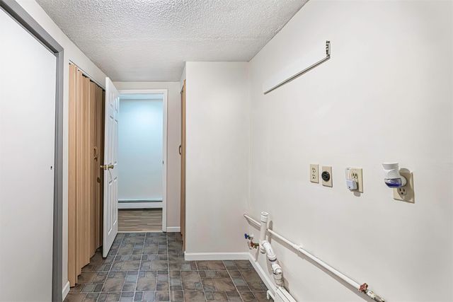 904 POTOMAC Avenue, Erie, PA 16505