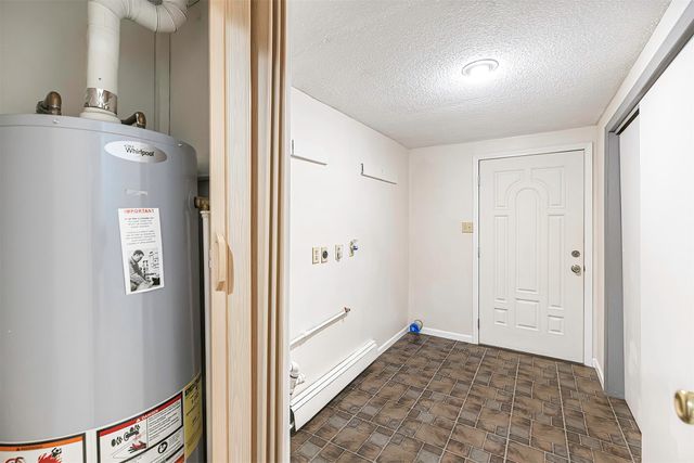904 POTOMAC Avenue, Erie, PA 16505