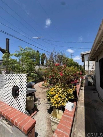 5561 Chattanooga Street, San Diego, CA 92139