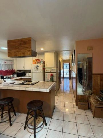 5561 Chattanooga Street, San Diego, CA 92139