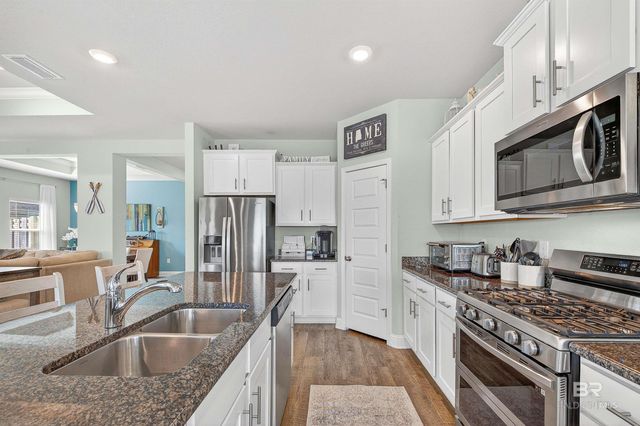 401 Apollo Avenue, Gulf Shores, AL 36542