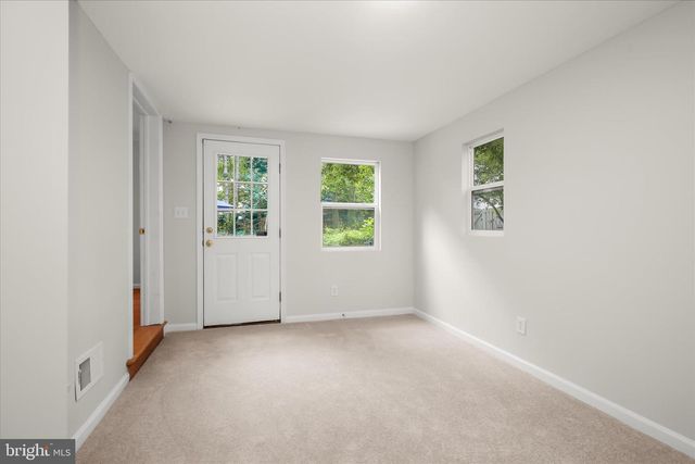 6469 LAWYERS HILL RD, Elkridge, MD 21075