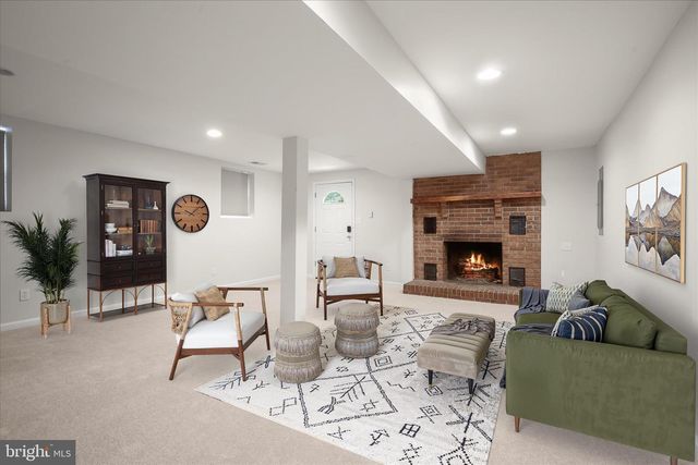 6469 LAWYERS HILL RD, Elkridge, MD 21075