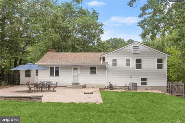 6469 LAWYERS HILL RD, Elkridge, MD 21075