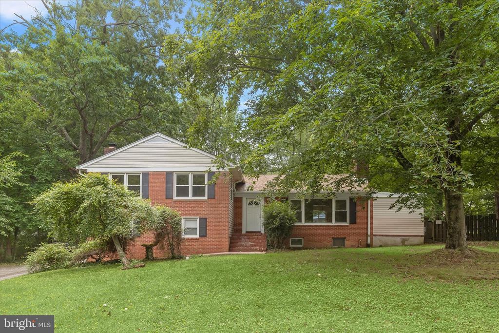 6469 LAWYERS HILL RD, Elkridge, MD 21075