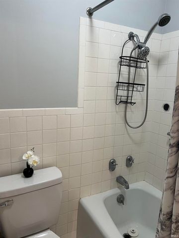 1100 Erie Ave Unit 409, Evansville, IN 47715