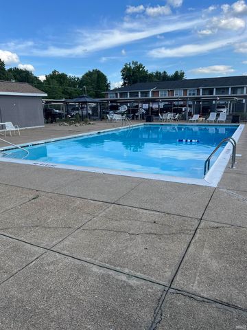 1100 Erie Ave Unit 409, Evansville, IN 47715