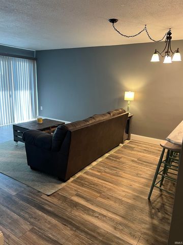 1100 Erie Ave Unit 409, Evansville, IN 47715
