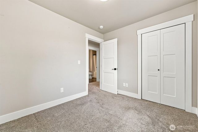 929 Crimson Court, Nooksack, WA 98276