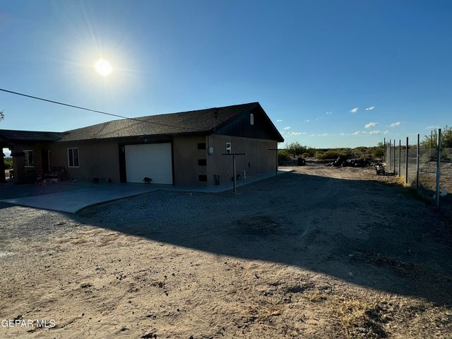 121 Compa Drive, Tornillo, TX 79853