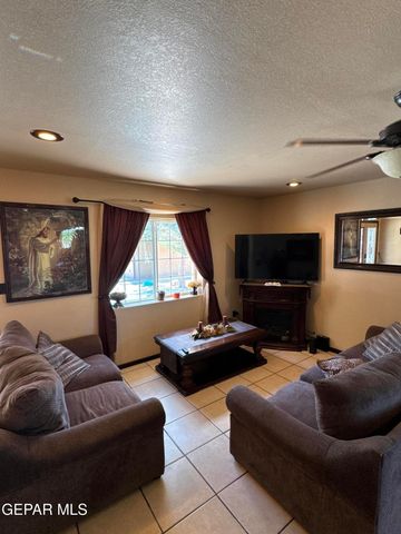 121 Compa Drive, Tornillo, TX 79853